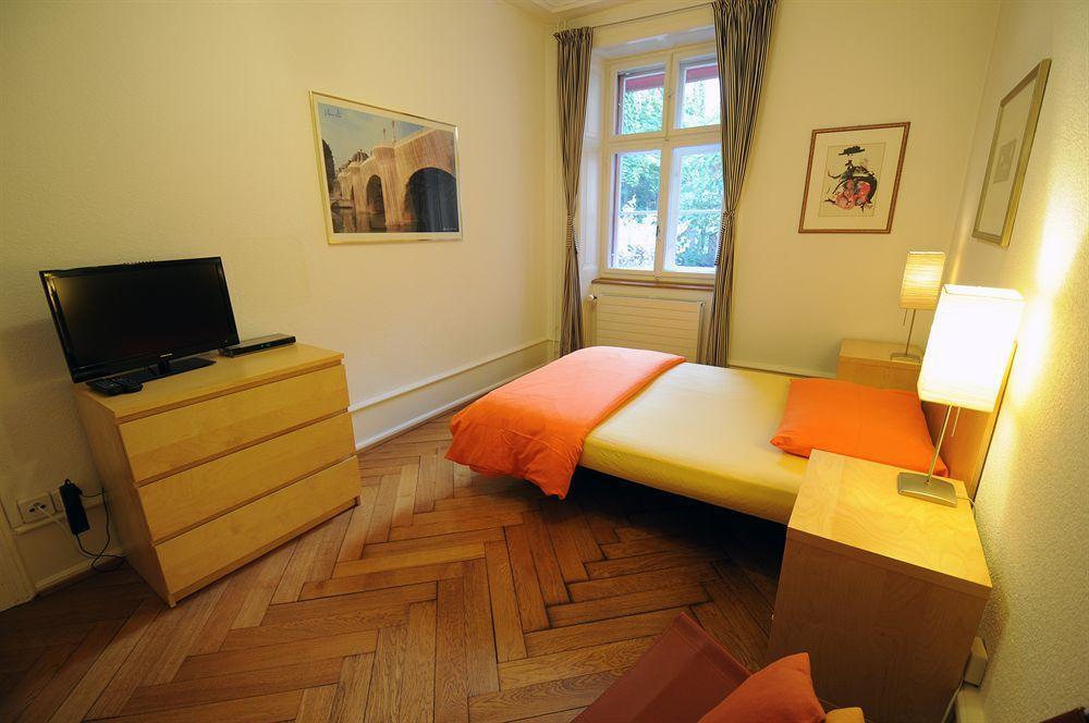 Unique Serviced Living @ Airport Line Basel Ngoại thất bức ảnh